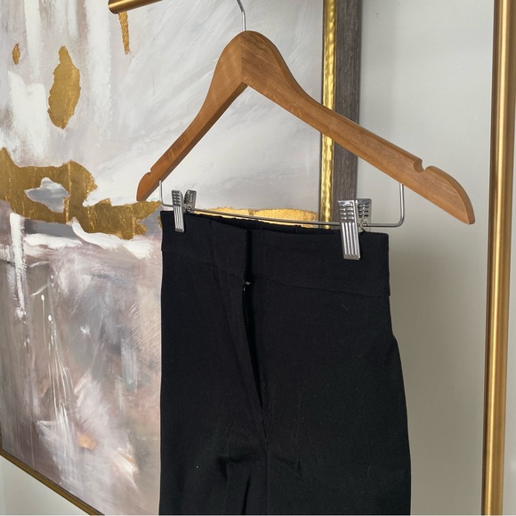 ⏱️24 HR SALE⏱️ Babaton Bike Shorts - Picture 4 of 5